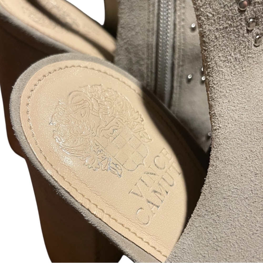 Vince Camuto Peep Toe Suede Beige Booties Size 8.5 Winelta Block Heels - Picture 4 of 6